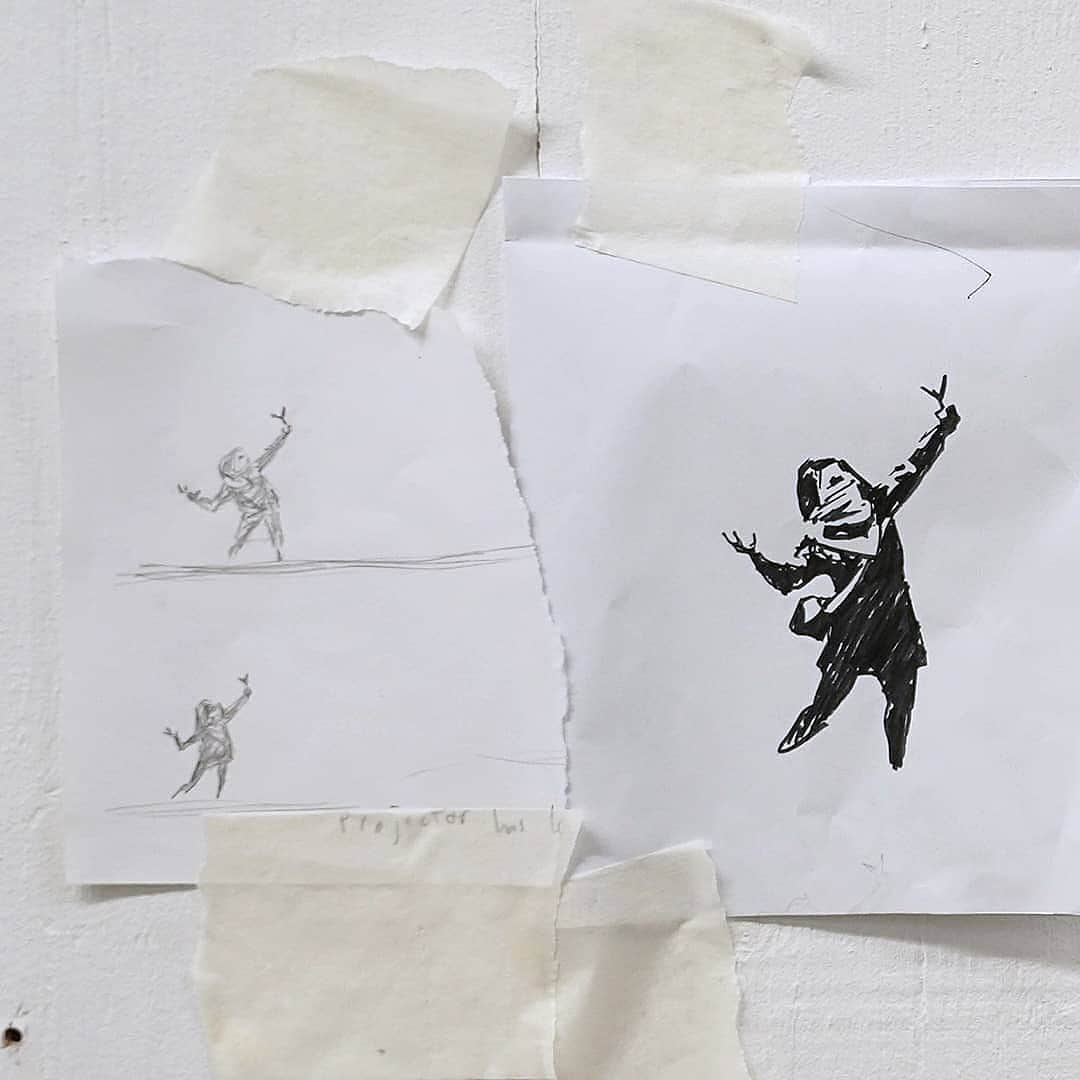 HYPEBEASTさんのインスタグラム写真 - (HYPEBEASTInstagram)「@hypebeastart: @banksy reveals some initial sketches for the Barton Hill street artwork.⁠⠀ Photos: Banksy」2月21日 19時11分 - hypebeast