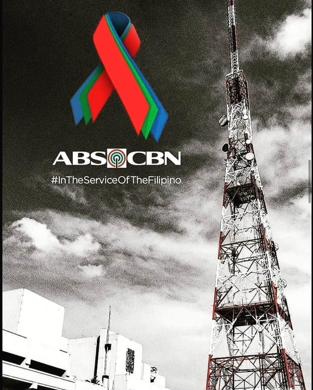 Kim Chiuさんのインスタグラム写真 - (Kim ChiuInstagram)「Growing up namulat ako sa turo ng guro ko sa skwelahan “We Live in a Democratic Country where we have the freedom of speech, expression and right to information.” “Philippines is one of the 167 democratic countries around the world.” Diko alam na mahahalungkat ko yung nagpag aralan ko noon at gamiting ngayon. #AbsCbn helped not just me but millions of people around the world, to shut down a company that has been part of every filipinos lives? Our president has spoken. Ginoo na ang bahala sa inyo. Hinaot mi na madungog ug hinaot mi na malampasan ni na problema. Padayon ang #InTheServiceOfTheFilipino #NoToAbsCbnShutDown #FamilyIsForever (BISAYA aron masabtan.)」2月21日 21時21分 - chinitaprincess