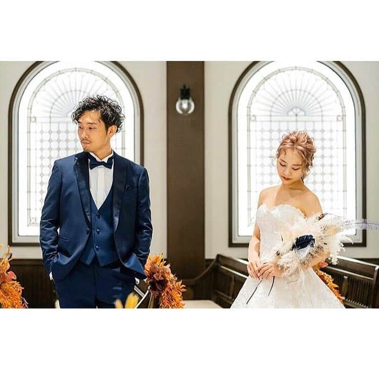 プレ花嫁の結婚式準備アプリ♡ -ウェディングニュースさんのインスタグラム写真 - (プレ花嫁の結婚式準備アプリ♡ -ウェディングニュースInstagram)「大人気💗双子Youtuber & モデル ” fumiami ”の妹・安中亜美さんのウェディングフォト９枚✨ . . ➸➸➸➸➸➸➸💒➸➸➸➸➸➸➸ 本当の料金がわかる✨ ウェディングニュース式場検索 👰 . アプリ： @weddingnews_editor web版： @weddingnews_concierge ➸➸➸➸➸➸➸➸➸➸➸➸➸➸➸➸ . . カリスマ的人気を誇る♡双子Youtuber & モデル ” fumiami ”の妹・安中亜美さんの素敵すぎる #ウェディングフォト のご紹介です😘 . カバーは #前撮り のamitwinsworldさんお気に入りのワンショット💗 . #新郎 さん( @as22_0817 )がおでこにちゅっ💋 . 幸せそうな表情がとても素敵で見ているだけでほっこり💓幸せな気持ちになれちゃいますね🕊✨ . #ブーケ や #ヘッドドレス などおしゃれコーデにもぜひ注目してみてください♩✨ . どのフォトも素敵なので、ぜひスワイプ👉🏻してみてくださいね💕 . . photo by . @amitwinsworld さん @_more_flower_ さん @tg_ph.oku さん @dressmorejapan さん @dressmore_mari.m さん @dressmore_eri さん @mariramu1224 さん . . ＼📷投稿お待ちしています／ . 花嫁はもちろん、業者さんも大歓迎✨ アナタのお写真をご紹介してもOKという方は、ぜひ #ウェディングニュース にお写真を投稿してください💕 . . ⬇︎関連アカウント⬇︎ . 🕊メインアカウント 【 @weddingnews_editor 】 . 💒インスタグラムで式場探し 【 @weddingnews_concierge 】 . 👰花嫁から式場探し 【 @weddingnews_brides 】 . . その他、編集部からの連絡専用 @weddingnews_contact や、スタッフ個人の連絡用として @WN_xxxx（xxxは個人名）があります💕 . . …………………………… ❤️ウェディングニュースとは？ …………………………… . 花嫁のリアルな”声”から生まれた、花嫁支持率No1✨スマホアプリです📱💕 . . 🌸知りたい… #結婚式準備 に役立つ記事を毎日150件配信中♩ . 🌸見たい… インスタの #ウェディング 系投稿TOP100が毎日チェックできる＊IG画像の複数ワード検索も可♩ . 🌸叶えたい… 式場をはじめとした  #結婚式 関連の予約サイトが大集合♩ . 🌸伝えたい… 自分の結婚式レポ『マイレポ』が簡単に作れる♩卒花嫁のレポが読める♩ . . @weddingnews_editor のURLからDLしてね✨ . . . #プレ花嫁 #結婚  #花嫁 #ウエディング  #プレ花嫁準備 #2020秋婚 #ウェディングドレス #フォトウェディング #ロケーションフォト #新郎新婦 #彼氏 #YouTuber #カップル #プレ花嫁さんと繋がりたい #カップルフォト #結婚式前撮り #結婚式レポ #プロポーズ #婚約 #2020春婚」2月21日 21時45分 - weddingnews_editor