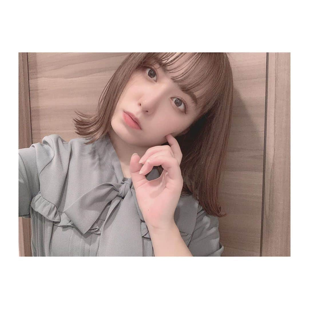 前田美里さんのインスタグラム写真 - (前田美里Instagram)「すました顔と笑った顔。どちらがお好き？ (Twitterは後者のが好きな人多い) . #すまし顔 #笑顔 #自撮り #大人コーデ #メイク #selfie #photo #beauty #fashion #follow #followme #japanesegirl # #potd #셀카 #팔로우」2月21日 21時46分 - maeda_misato