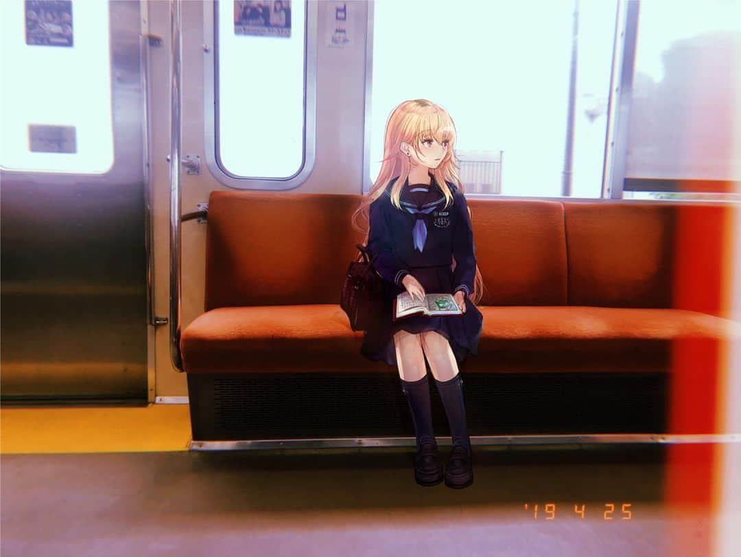 家長むぎのインスタグラム：「がらがらの電車  もうすぐこの制服ともお別れです . . . .  #電車 #jc #読書 #読書記録 #読書好きな人と繋がりたい #通学 #セーラー服 #ピアス #ピアス女子 #ポートレート #フィルムカメラ #他撮り  Picture : くさなぎ . . . . . #イラストグラム #イラスト #illustration」