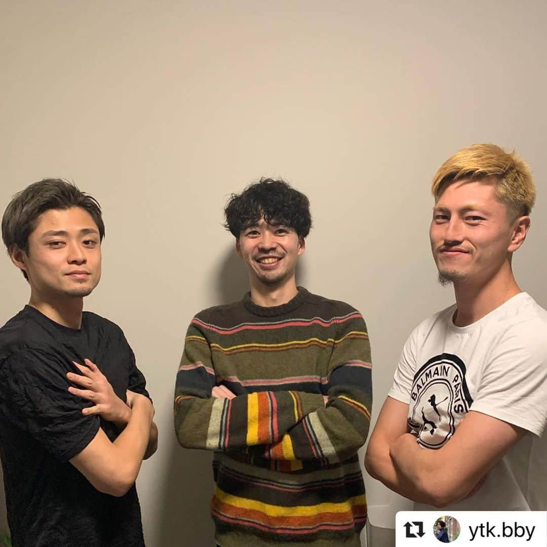 松原后のインスタグラム：「🙏🙏🙏 . . #Repost @ytk.bby with @make_repost  New looks on this dudes🔥  ありがとうございました！ 残りのシーズンも#バモスでございます 📸by @danstagram_01」