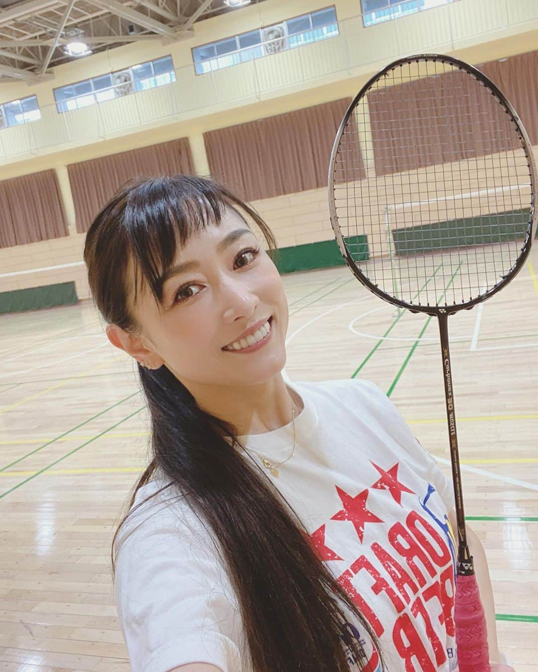 杏さゆりさんのインスタグラム写真 - (杏さゆりInstagram)「良い汗かいた🤗✨ 学生以来のバトミントン🏸 . ちゃんと教えてもらうと奥が深い！！！ . ラケットふりすぎて、多分明日にはお箸が掴めなくなる。。。🤣🤣🤣 . また新しい趣味になりそう。。。😝 . #バドミントン　#Badminton #badminton🏸  #バドミントン🏸  #スポーツ　#sports  #杏さゆり　#SayuriAnzu」2月21日 22時30分 - anzu_sayuri_official