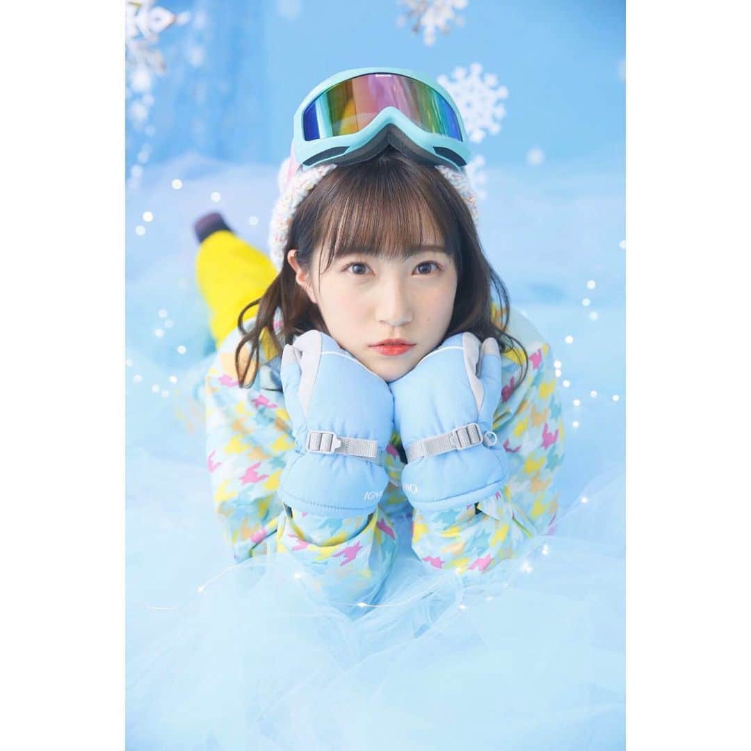 坂本 愛玲菜さんのインスタグラム写真 - (坂本 愛玲菜Instagram)「すきー❄️☃️🎿✨﻿ ﻿ 明日発売﻿ HKT生写真です。﻿ ﻿ #スキー﻿ #スノボ #行きたい  #夏はウェイクボードが待ってるぜ」2月21日 22時40分 - erena_hkt48