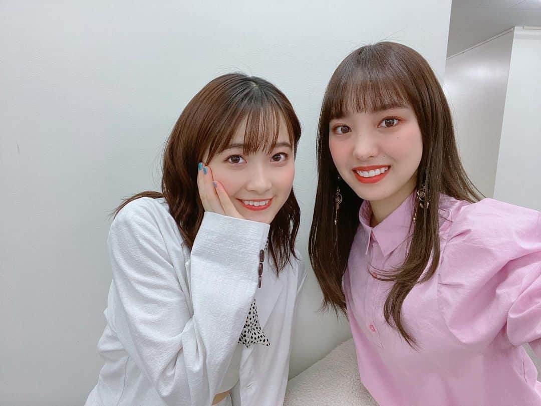 飯窪春菜のインスタグラム：「🤍🐹🤍 ・ ・ ちぃちゃんお誕生日おめでとう🎁🎂♥️ ・ ・ ・ #モーニング娘  #モーニング娘20  #morningmusume  #森戸知沙希  #ちぃちゃん  #ハタチ  #おめでとう  #ピアス  @maylaclassic  #はるなの毎日  #飯窪ってる」