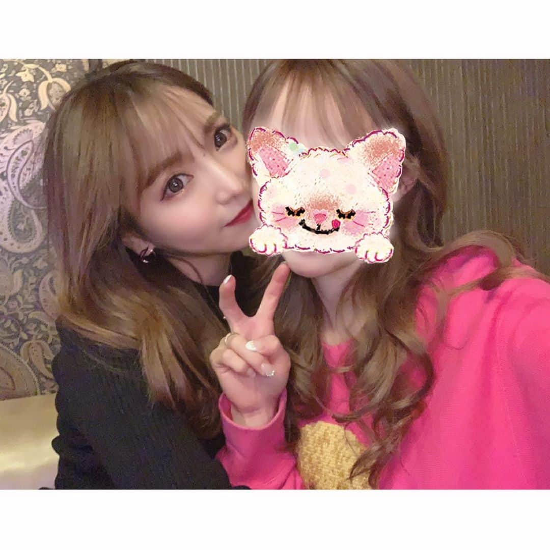 輝月あんりのインスタグラム：「有趣的時間很快就結束了🥺 最好友💗💗💗」