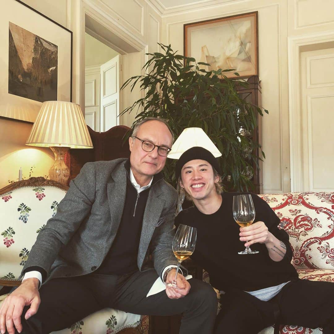 Taka さんのインスタグラム写真 - (Taka Instagram)「I went to chateau latour in France. Was definitely a day to remember...thank you!👍」2月22日 0時28分 - 10969taka