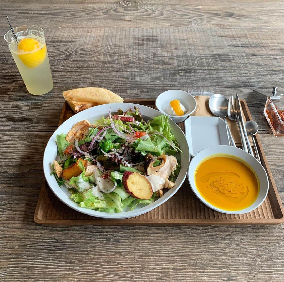 宇佐美佳奈のグルメインスタ