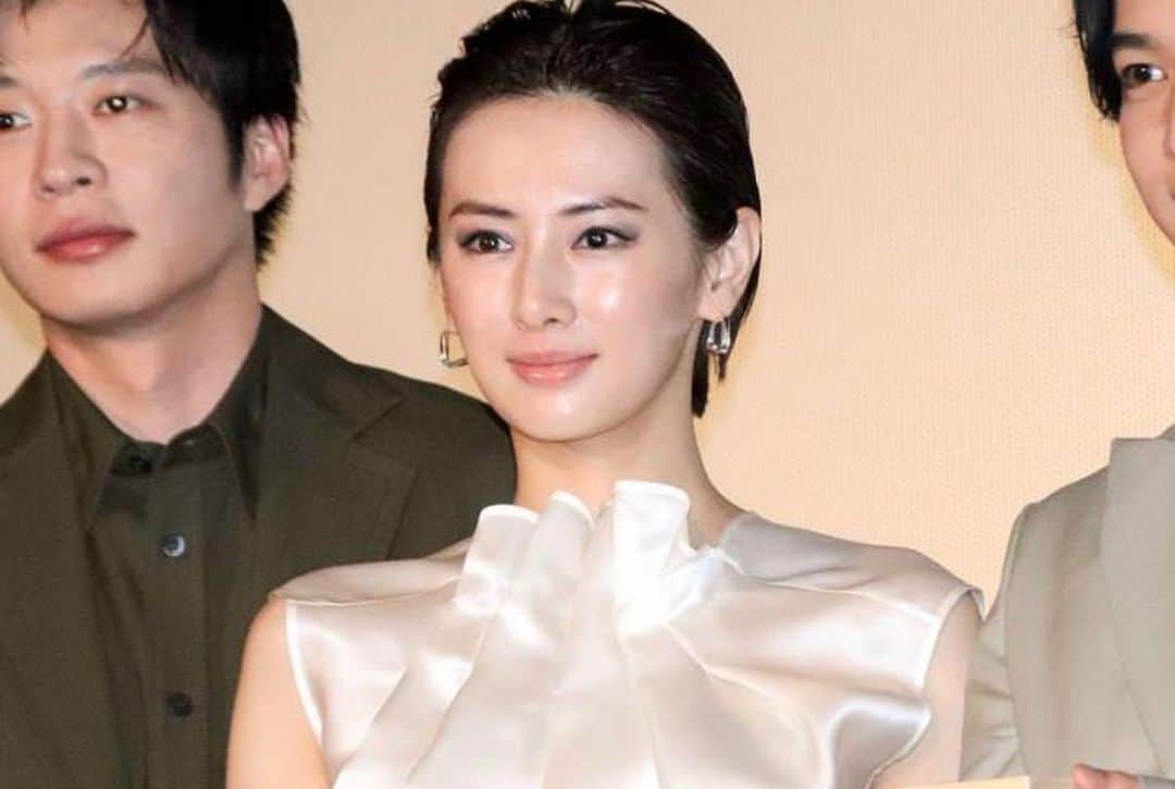 北川景子　ファンアカウントのインスタグラム：「#北川景子 #keikokitagawa」