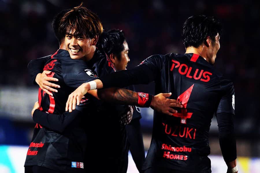 汰木康也さんのインスタグラム写真 - (汰木康也Instagram)「悔しさもあるけどチームの勝利が1番。 焦らず結果を求めてもっとやっていきます。  熱い応援ありがとうございました。  #開幕戦 #浦和レッズ」2月22日 14時41分 - koya_yuruki