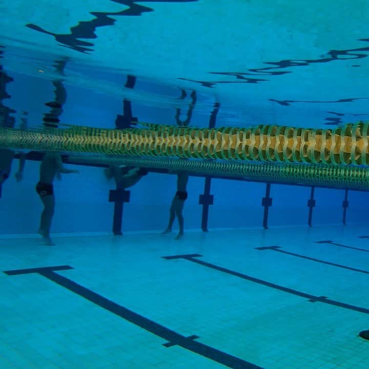 砂間敬太のインスタグラム：「皆さんの参考になれば💪 まだまだ進化し続けます！ ちなみにこれは27秒ぐらいです！  #mexico #mexicocity  #練習あるのみ #背泳ぎ #高地トレーニング　#水の中の音　#最高 #goproのある生活」