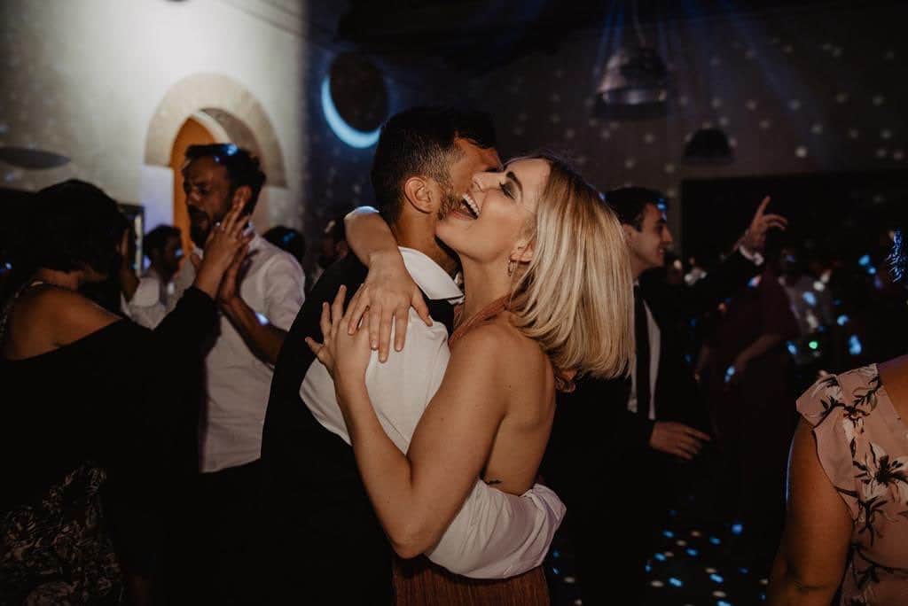 カリム・ラリビのインスタグラム：「Buon anniversario a noi amore mio ❤️」