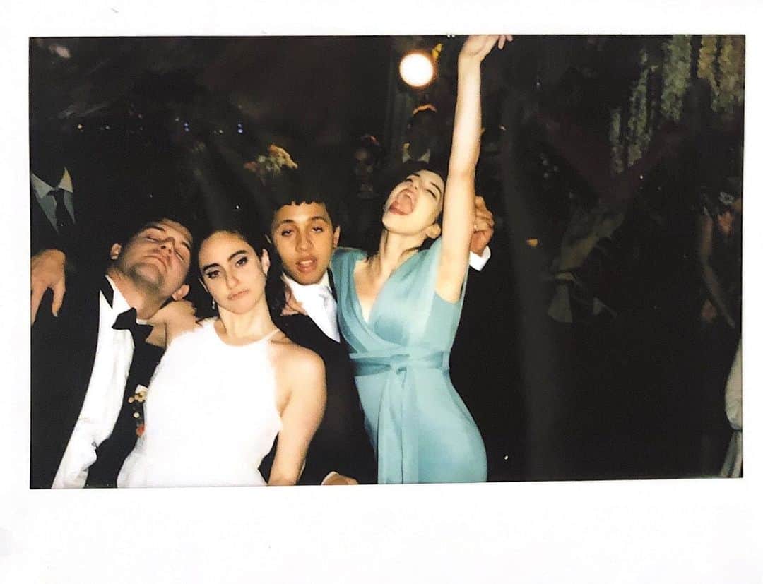 のインスタグラム：「Missing my @datingthemovie fam」