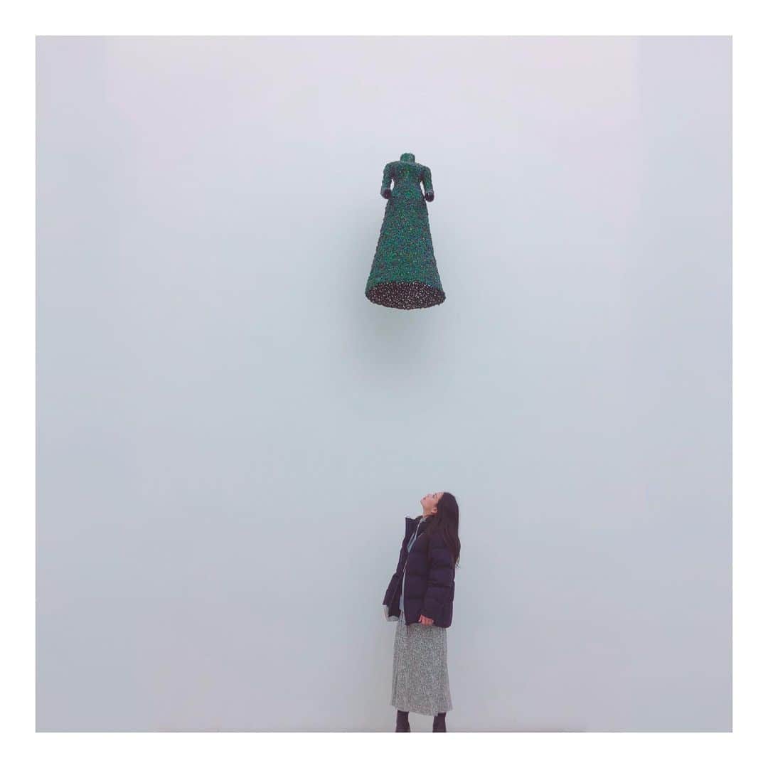 黒木晴香のインスタグラム：「Let’s go wherever you want to go. ——————————— #trip #tripgram  #trippy #triples #museum #現代アート #followｍe  #followforfollowback #感じ方は人それぞれ #アートのある暮らし」