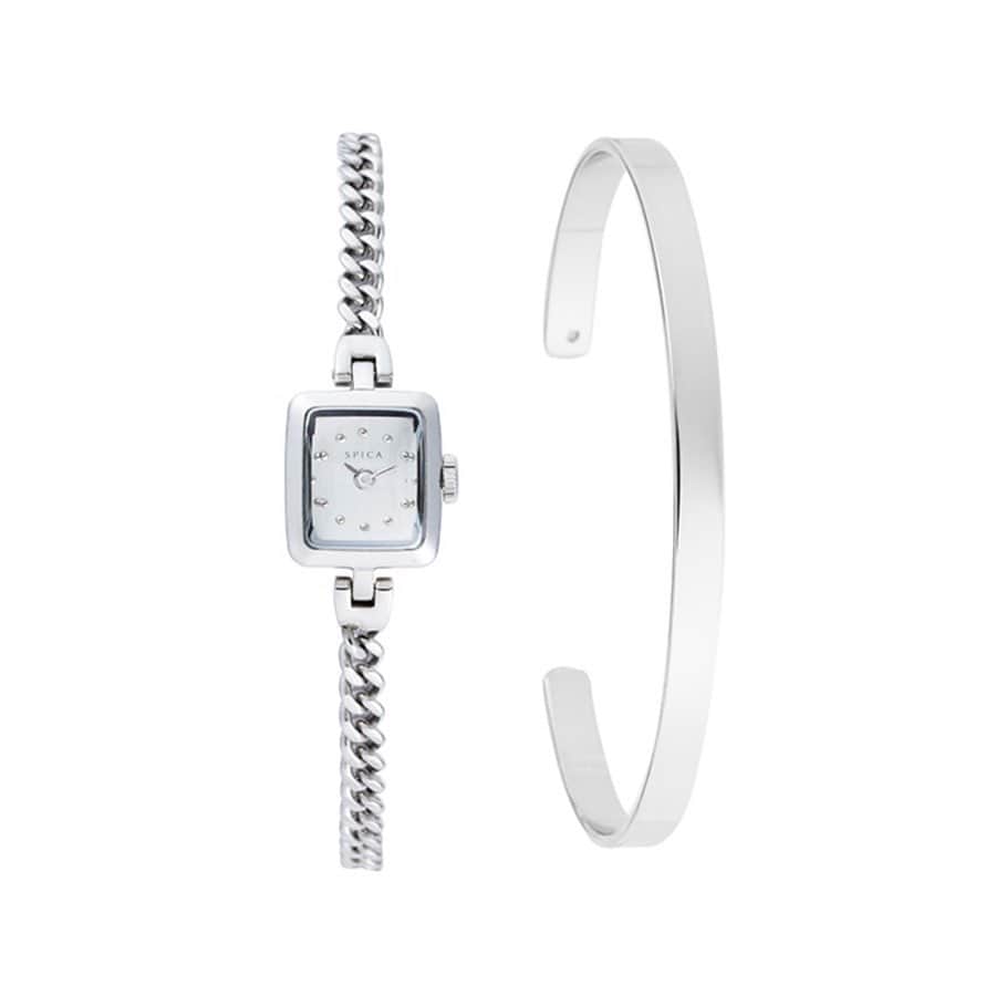 TiCTACさんのインスタグラム写真 - (TiCTACInstagram)「「SPICA」¥23,000+tax 身に着けるだけで気持ちが上がるジュエリーのような腕時計。小さくて可憐なフェイスに華奢なチェーンを合わせたブレスレットウォッチに、重ね付け用のバングルが付属、記念日やお誕生日、大切な方へのプレゼントにもおすすめです。 #spica #spicawatch #スピカ #手元 #手元美人  #手元コーデ  #手元くら部  #手元倶楽部  #手元のおしゃれ  #おしゃれな人は手元がすてき #セルフネイル部  #週末ネイル部 #大人女子ネイル  #誕生日プレゼント時計 #記念日プレゼント時計 #チックタック時計店 #tictacwatchshop #クリスマスプレゼント時計 #ネイルと時計 #時計とネイル #オトナ女子コーデ #大人女子コーデ #ときめきを身につける #時計クリスマスプレゼント #クリスマスプレゼント #クリスマスギフト#スピカ時計」2月22日 11時08分 - tictac_press