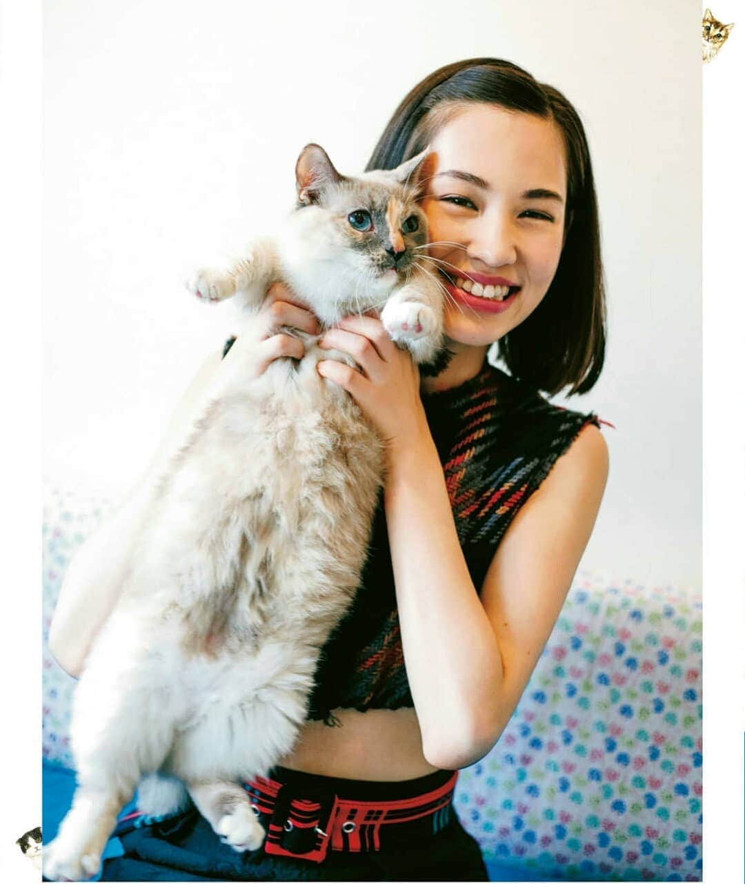 Kiko Mizuhara Fanstagramさんのインスタグラム写真 - (Kiko Mizuhara FanstagramInstagram)「2月22日は#にゃんにゃんにゃん で日本の猫の日❤ #水原希子 #kikomizuhara  #ねこの日」2月22日 13時07分 - k_i_k_o_x_