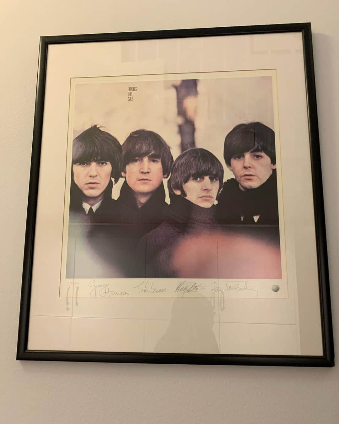 夏木マリさんのインスタグラム写真 - (夏木マリInstagram)「AbbeyroadstudioのThe Beatles のジャケット！  #Abbeyroadstudio#TheBeatles #mastering#promisingyouth#produce#london#natsukirock@mari_natsuki #夏木マリ」2月22日 17時49分 - mari_natsuki