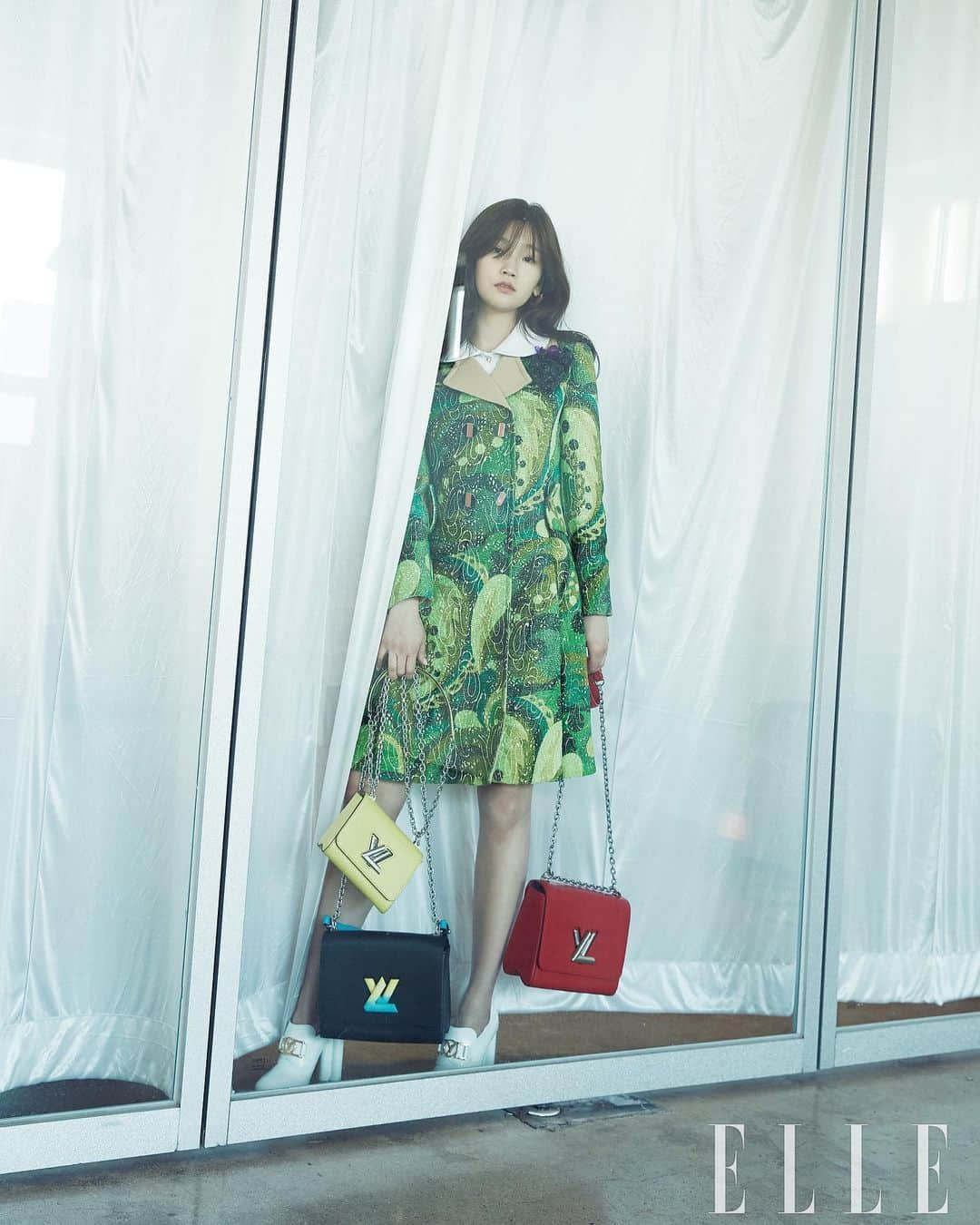 パク・ソダムさんのインスタグラム写真 - (パク・ソダムInstagram)「#ELLE  #louisvuitton 💚 _ @louisvuitton @ellekorea」2月22日 18時30分 - imsodamm