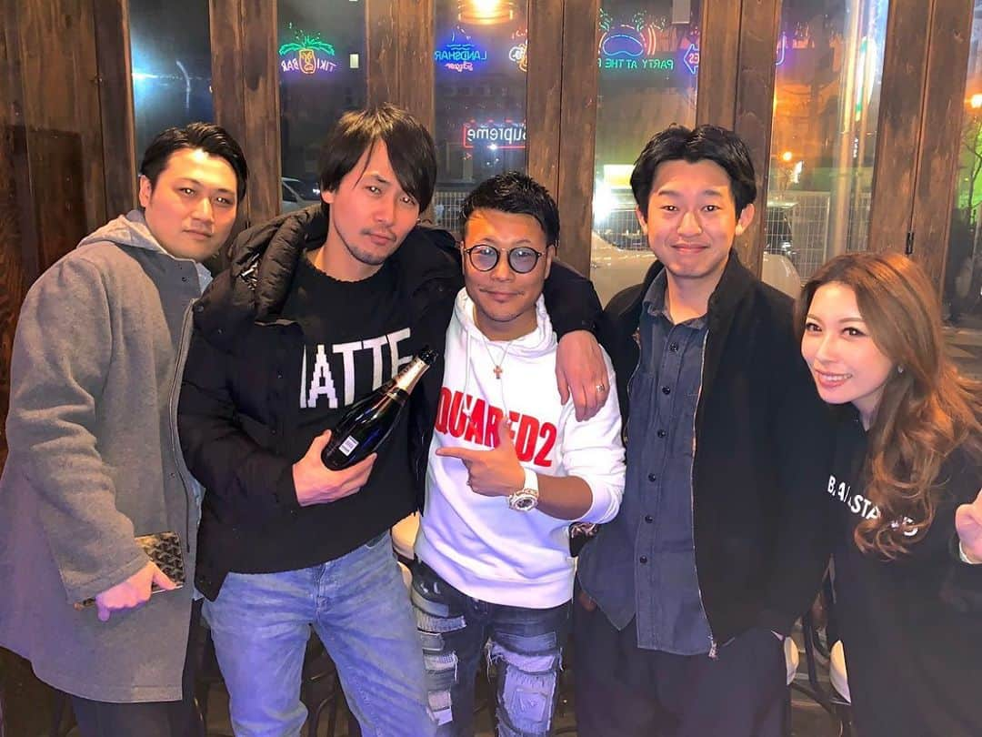 美沙さんのインスタグラム写真 - (美沙Instagram)「2020.02.20.21 大阪highball BARオープンありがとうございました☺️✨ ほんとにいろんな人に会えた❤️ 写真はないけど笑 楽しかったけど体がキツすぎる😭💔 . またすぐ大阪行く🐙💛 毎月行きたい☺️✨ . @osaka_highballstand . #highball #ハイボール #ガールズバー #highballstand #ハイボールスタンド #バー #ガールズバー #大阪 #ミナミ #篠原美沙プロデュース #篠原美沙」2月22日 18時59分 - misa0623r