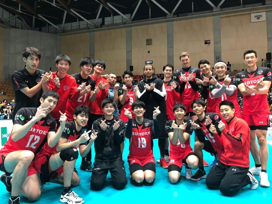 山本湧のインスタグラム：「明日も勝ちましょう！  #volleyball  #vリーグ  #サントリーサンバーズ  #エフピコアリーナふくやま」