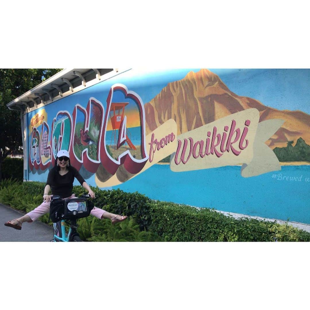 田中琴乃さんのインスタグラム写真 - (田中琴乃Instagram)「・ ALOHA🌺 （またupさせてください🌴） ・ bikiに乗って街中を走り回りました🚲 ・ ・ #hawaii #ハワイ #biki #ちゃりんこ  #膝ピンピン伸びまくり」2月22日 20時03分 - tanakakotono