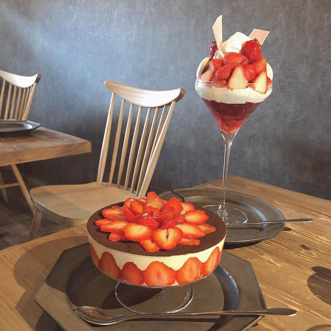 本間日陽のグルメインスタ