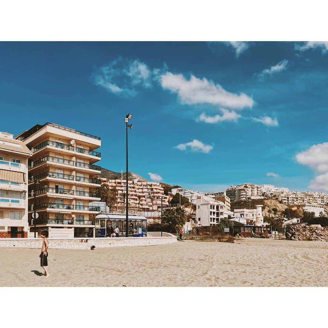 紗栄子さんのインスタグラム写真 - (紗栄子Instagram)「Costa del Sol🌞17℃ 裸のBoys🏖 #spain #costadelsol」2月22日 20時47分 - saekoofficial