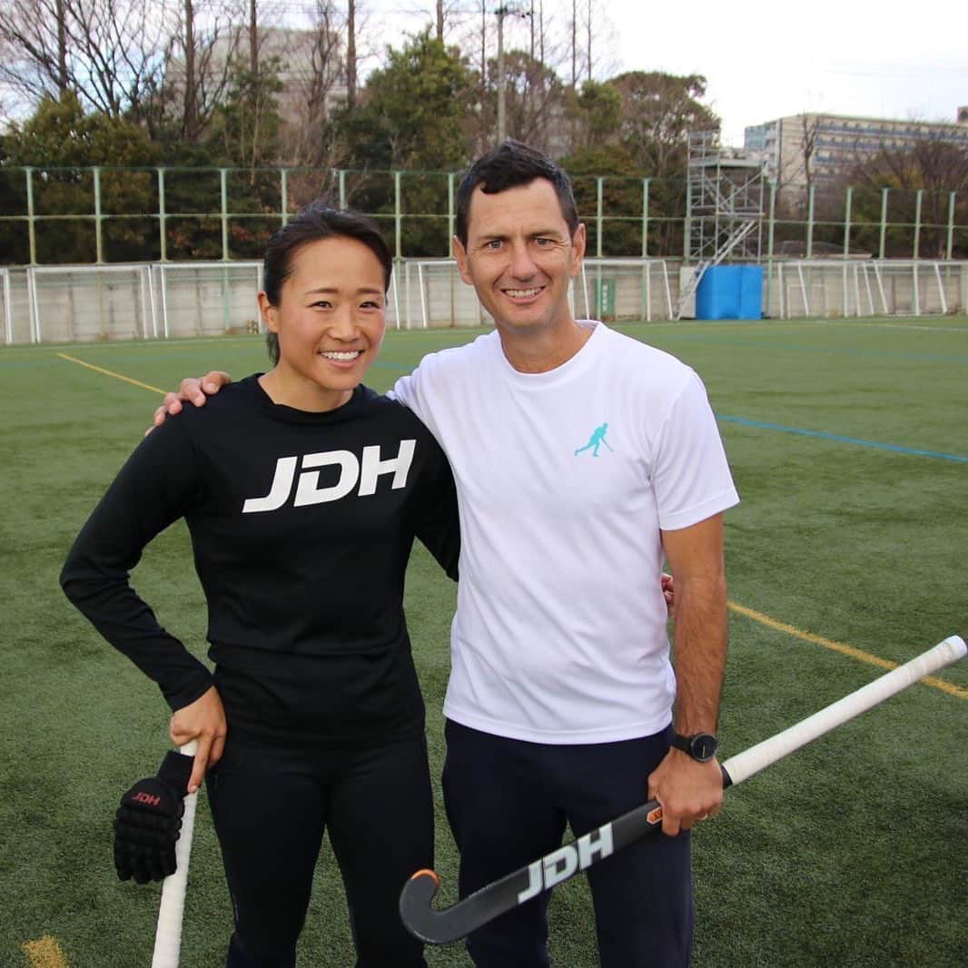 及川栞さんのインスタグラム写真 - (及川栞Instagram)「. Thank you for your big support @jamiedwyer01 @jdhockey01 @jdhjapan  Great to see you again my big boss!🏑⭐ いつもお世話になっている私のスポンサーのビックボスが日本に来日したので、再会することが出来ました。 短時間ではありましたが、ホッケーを教えて頂き、色々なこともお話できました。本当にいつもサポートありがとうございます🙏🌈 #hockey#teamjdh#reunion#sponsor#bigsupport#coaching#enjoy#skillup#inspiration#olympic#goldmedalist#2020tokyo」2月22日 21時33分 - shihori.3