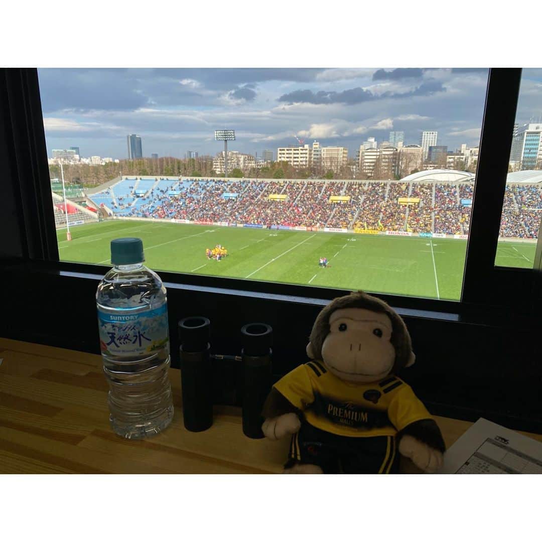 渋野日向子さんのインスタグラム写真 - (渋野日向子Instagram)「初ラグビー観戦🏉 サントリーサンゴリアス勝利！！😁 迫力あって全力でぶつかって全力で走って、本当にチームっていいなぁって思いました 大声出して応援するの久しぶりで楽しかった〜🙂 ありがとうございました😁😁 #サントリーサンゴリアス  #トップリーグ #ラグビー🏉 #サントリー #チームサントリーで盛り上げます✊🏾」2月22日 21時46分 - pinacoooon