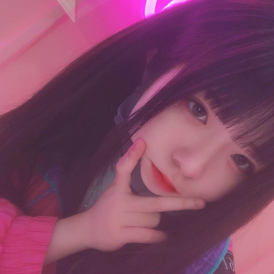 黒夢さんのインスタグラム写真 - (黒夢Instagram)「💗👄💄🧠」2月22日 22時06分 - chrmcos_0504