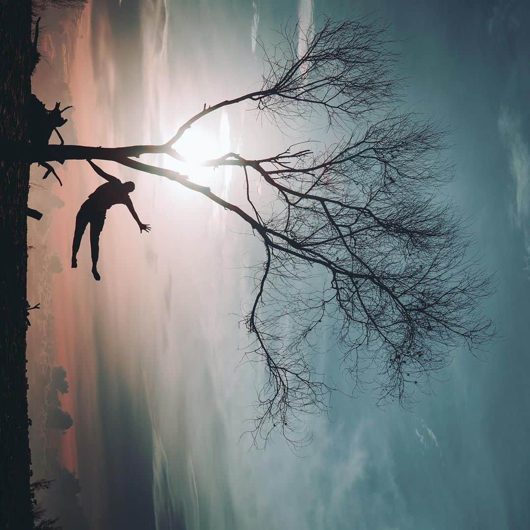 wacameraのインスタグラム：「The world is beautiful even when rotated 360 degrees.🌍 @yaisyusman . . さぁ今から撮影へと出発！」