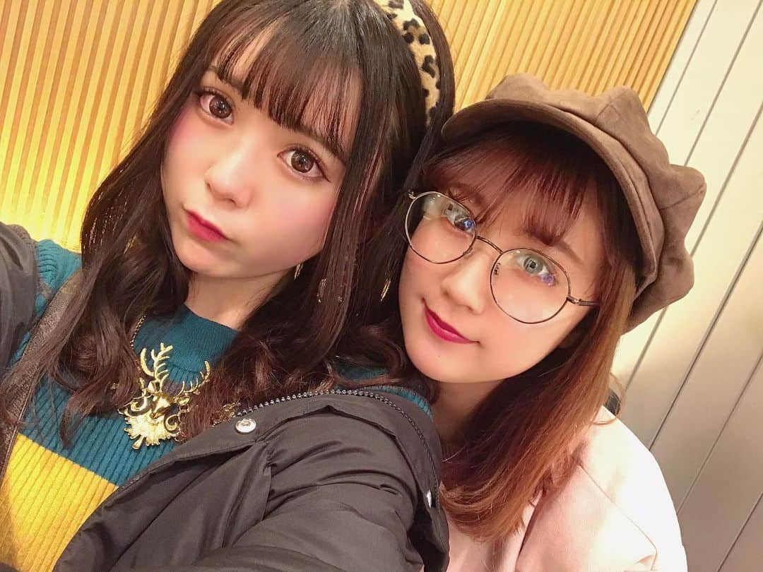 甲田友莉子さんのインスタグラム写真 - (甲田友莉子Instagram)「みなさんお久しぶりです♡ 今日はかわいいかわいい自慢の後輩ちゃんのまゆたんと遊びました♡ 相変わらず可愛かったなあ〜 ゆりちゃんせんぱいおかえりなさーい！！！って言ってくれて、 嬉しかった〜🥺 また来月遊べますように♡ .  #かわいい後輩ちゃん #夢乃まゆこ #また来月」2月22日 22時45分 - k_yuririn_k