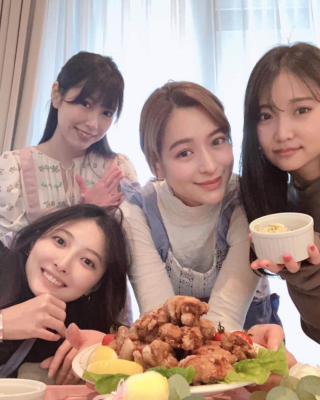 大石絵理さんのインスタグラム写真 - (大石絵理Instagram)「今回の木夏先生の料理レッスンでは、お肉ふわふわの鶏から揚げ、クラムチャウダー、ポテトサラダをつくりました🥰 ひと手間くわえる事でとってもおいしくなりました♪ 今回も楽しかったぁ💕」2月22日 23時01分 - erioishitokyo