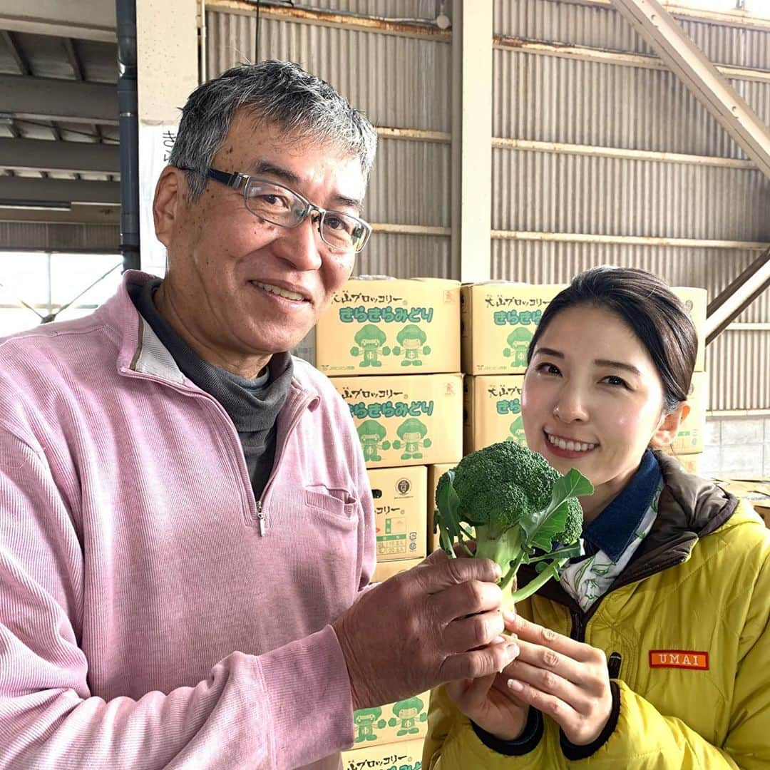 松井絵里奈さんのインスタグラム写真 - (松井絵里奈Instagram)「2020年2月24日月曜日 12:15〜放送 NHK総合 「うまいッ！」 鳥取県大山ブロッコリー🥦 ✨きらきらみどり✨ 生産者、斎藤さんのブロッコリーに対する熱い想いに、また食べたら分かる美味しさに、衝撃の連続でした🥺🥦✨ この季節に食べたいブロッコリー！！！ 簡単お料理のレシピまで♪ ぜひ、ご覧くださいませ♡ #ブロッコリーレシピ #うまいッ #NHK#鳥取県大山町 #山陰の風土#ブロッコリー #鳥取県の美味しい #お料理好きな人と繋がりたい  #レシピ#美容#健康 #松井絵里奈」2月22日 23時11分 - erina74xx