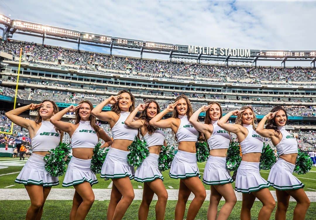 のインスタグラム：「‪🚨 ONE WEEK UNTIL THE AUDITION REGISTRATION DEADLINE 🚨‬」