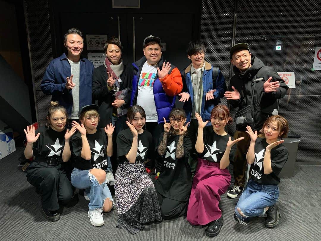 池田真一のインスタグラム：「大阪☆春夏秋冬のお芝居 「艶姿河内六人娘」観劇してきました！ 最高に良かった！ 冒頭10分ぐらいで泣いてもた！ しゅかしゅんのええとこ全部出てた！ ほんまに笑って、泣いて、カッコよくて、可愛かったです！ なので、笑泣きカッコ可愛いお芝居でした😄納得のスタオベ！ 後4回あるし絶対に観るべき！」