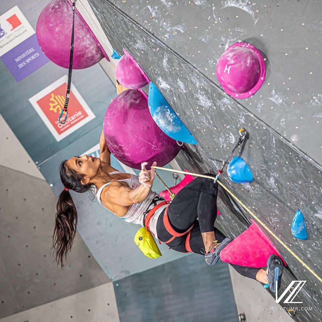 アラーナ・イップのインスタグラム：「Heading down to LA with Team Canada 🇨🇦 today! The PanAm Olympic qualifier starts on Tuesday 🤞 Photo @vladek_zumr  @arcteryx @scarpana」