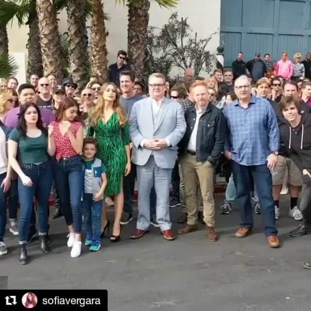 Nolan Gouldのインスタグラム：「11 years. 250 episodes. 1,220 days of shooting. Thank you for being a part of our family through it all. Overwhelmed by the amount of time and love that went into this endeavour. I'm going to miss seeing these faces everyday.」