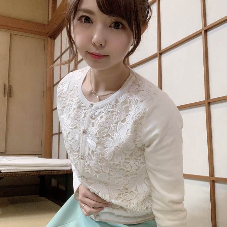 谷花紗耶さんのインスタグラム写真 - (谷花紗耶Instagram)「今日は長丁場の撮影でした！いま帰宅したよ🏠  やっぱり現場のお仕事は楽しくて刺激的で経験できないことばかり。。！ 今日もスタッフさん皆さん大事にしてくださってしあわせ✨  この世界に来れてよかったです💞  あしたもお仕事！ おやすみなさい😴🌙✨」2月23日 6時45分 - tanihana_life