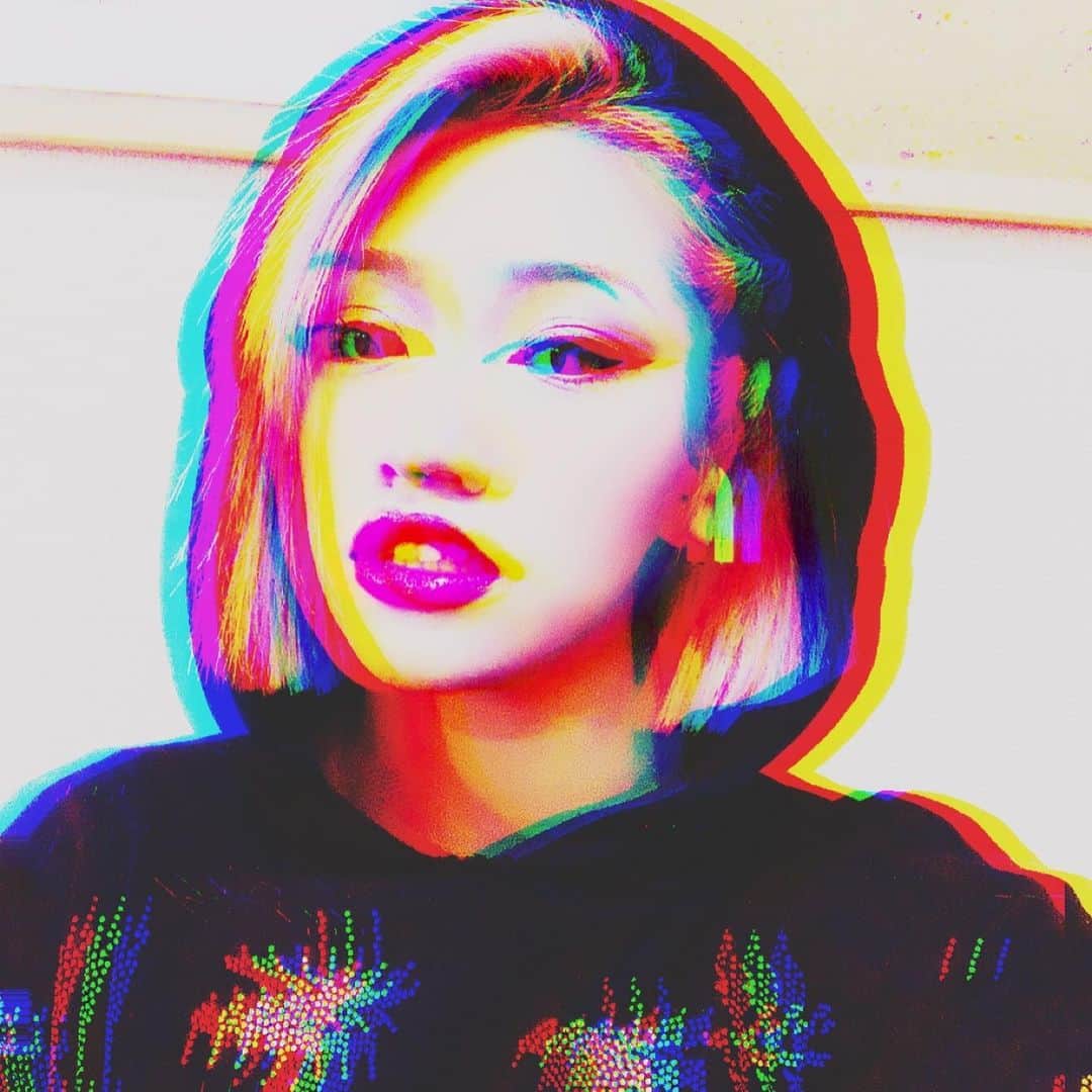 のインスタグラム：「#🖤」