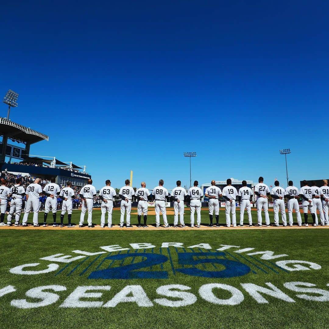 ニューヨーク・ヤンキースさんのインスタグラム写真 - (ニューヨーク・ヤンキースInstagram)「Pinstripe Season.」2月23日 7時09分 - yankees