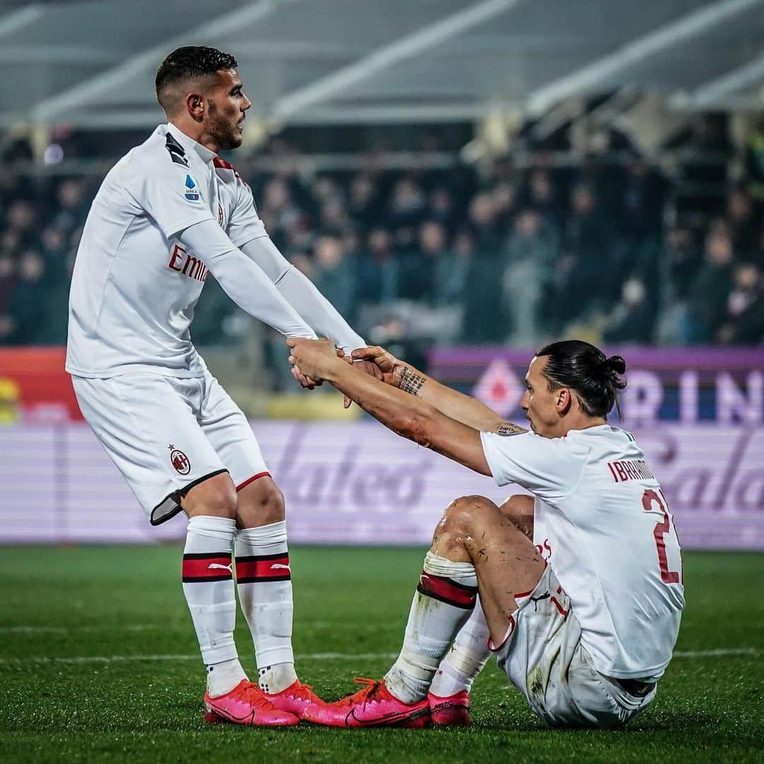 ACミランさんのインスタグラム写真 - (ACミランInstagram)「Together. Stronger #FiorentinaMilan #SempreMilan」2月23日 7時10分 - acmilan