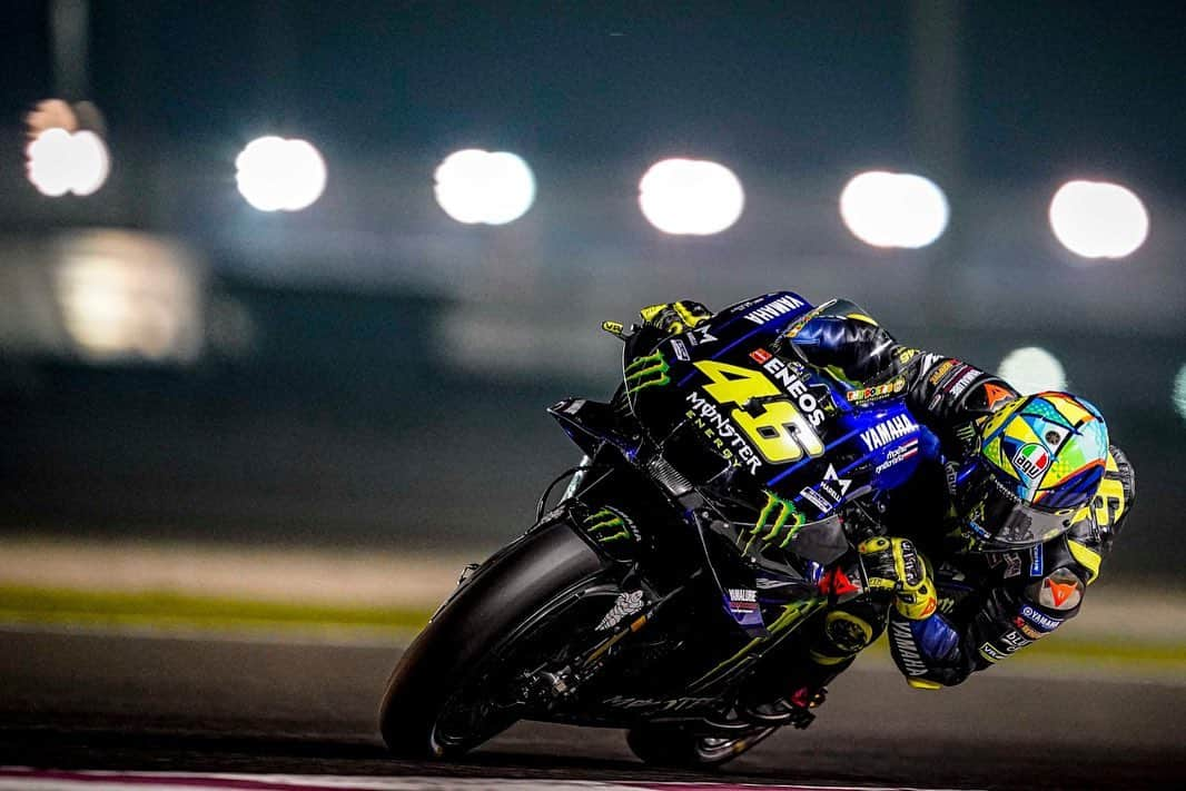 バレンティーノ・ロッシさんのインスタグラム写真 - (バレンティーノ・ロッシInstagram)「Losail circuit,Qatar MotoGp test,day1 📸 @gigisoldano @falex79」2月23日 7時13分 - valeyellow46