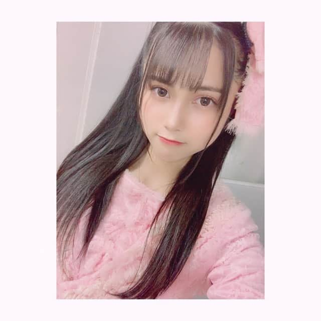 清水梨央のインスタグラム：「｡* ❤︎… …❤︎*。﻿ ୨୧┈┈┈┈┈┈┈┈┈┈┈┈୨୧﻿ ﻿ ﻿  ぴ ん く ❤︎﻿ ﻿ ୨୧┈┈┈┈┈┈┈┈┈┈┈┈୨୧﻿ #ピンク#ピンク好き#ピンクコーデ」