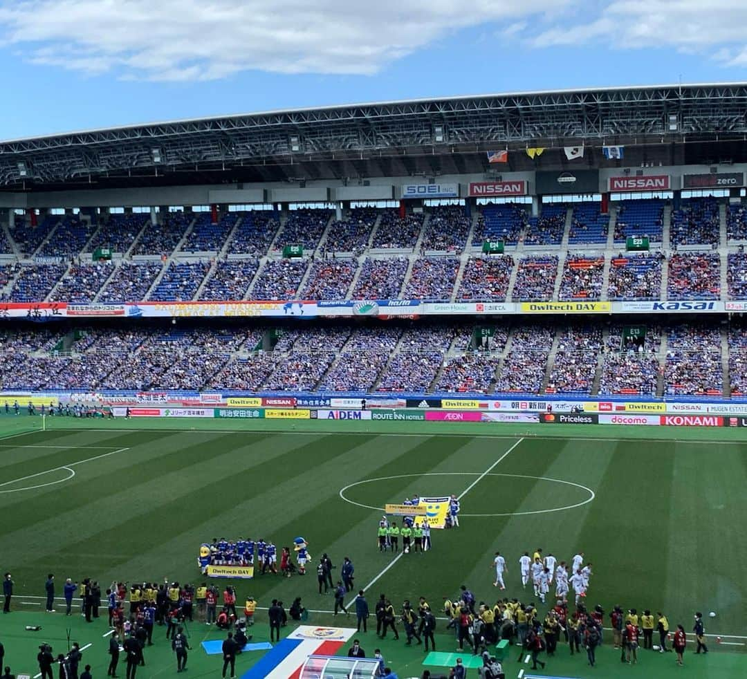 福西崇史さんのインスタグラム写真 - (福西崇史Instagram)「. J1リーグ開幕節🏟 横浜FM vsガンバ大阪⚽️ NHK総合の解説で森岡隆三さんとW解説😊 . 目の離せないいい試合でした〜⚽️ . #福西崇史 #森岡隆三 #soccer #jリーグ #28年目 #開幕節 #nhk #解説 #横浜fm #ガンバ大阪 #日産スタジアム #instagood #instaphoto」2月23日 18時41分 - takashi_fukunishi