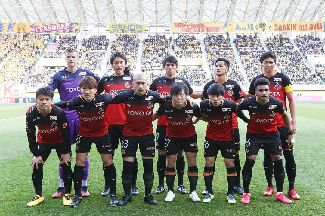 マテウス・ドス・サントス・カストロさんのインスタグラム写真 - (マテウス・ドス・サントス・カストロInstagram)「Seguimos 💪🏿⚽️🔴⚫️」2月23日 19時17分 - mateuscastro10