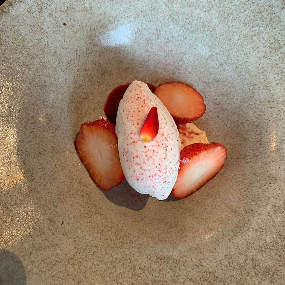 楫真梨子のグルメインスタ