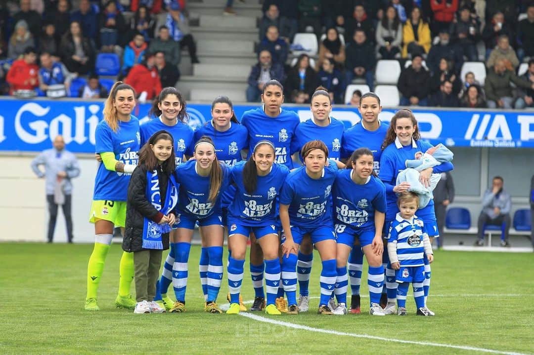 山本摩也のインスタグラム：「.﻿ ﻿ F8RZA ALBA,TE ESPERAMOS!!!﻿ @albamerino8_﻿ ﻿ ﻿ サッカー﻿ ⚽️+🧠=🔥﻿ ﻿ @rcdeportivo  @rcdfem」