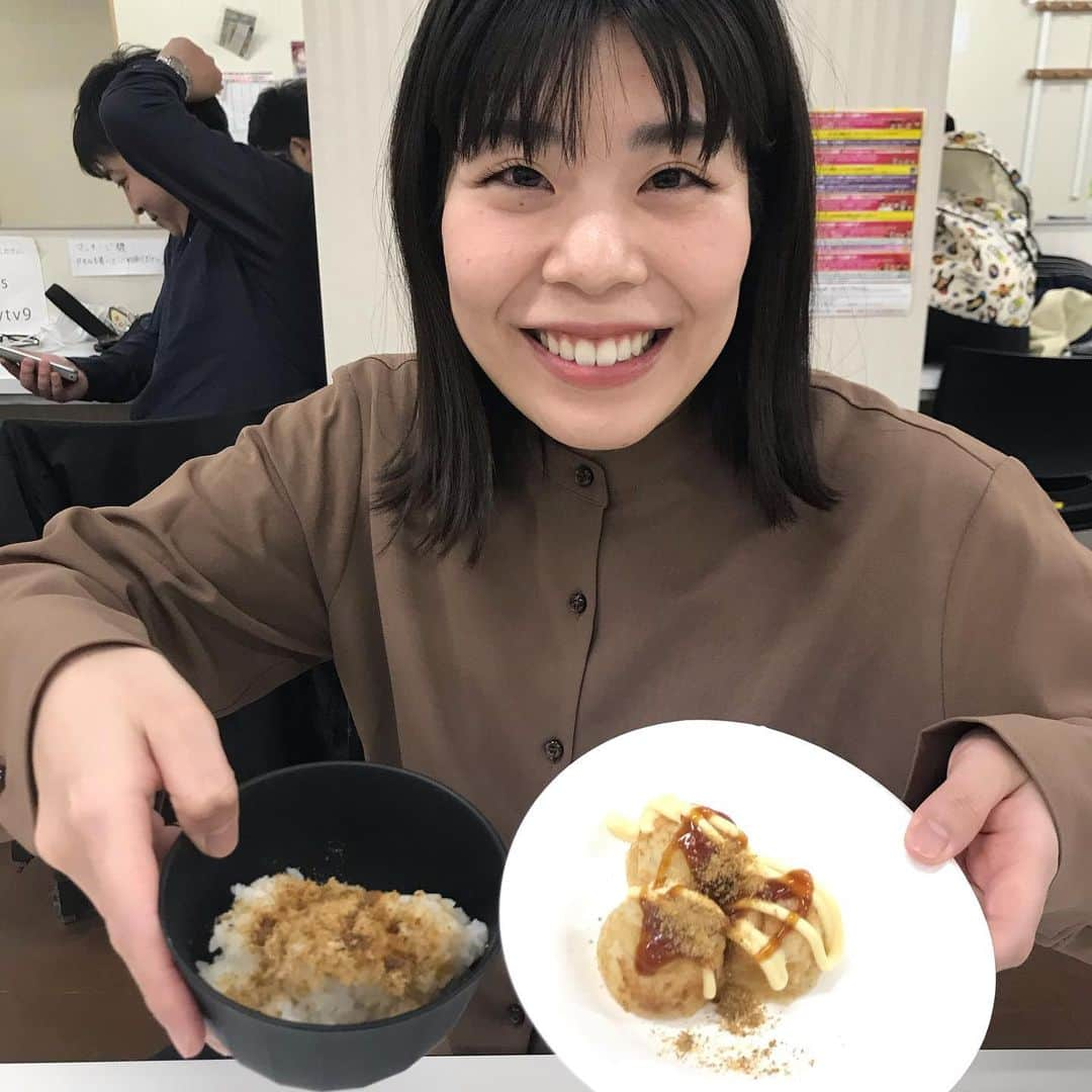 菊地浩輔さんのインスタグラム写真 - (菊地浩輔Instagram)「パン好きの気持ちより 関西人の血が勝ったんだなー笑  #ご飯とたこ焼き #thisisパン吉田  #粉もん」2月23日 14時21分 - okikusaaan