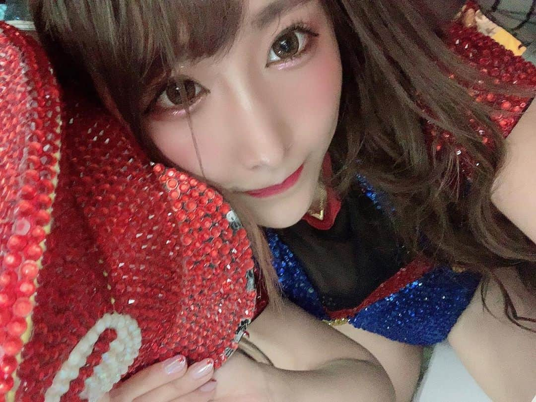 みにーさんのインスタグラム写真 - (みにーInstagram)「. 連勤最終日🥺🥺🥺 #バーレスク　#バーレスク東京　#マリオ　#マリオコスプレ #マリオコス　#衣装　#バブル　#湘南乃風　#ママ　#シングルマザー　#ノンフィクション　#ザノンフィクシション　#ママはショーダンサー」2月23日 15時11分 - minnie_burlesqe